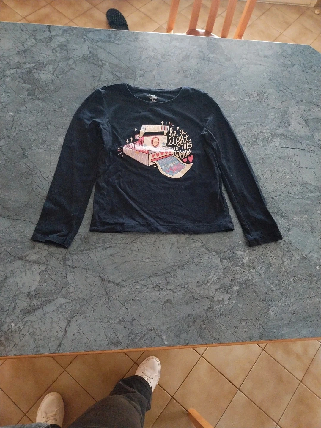 T-shirt manche longue T.8ans